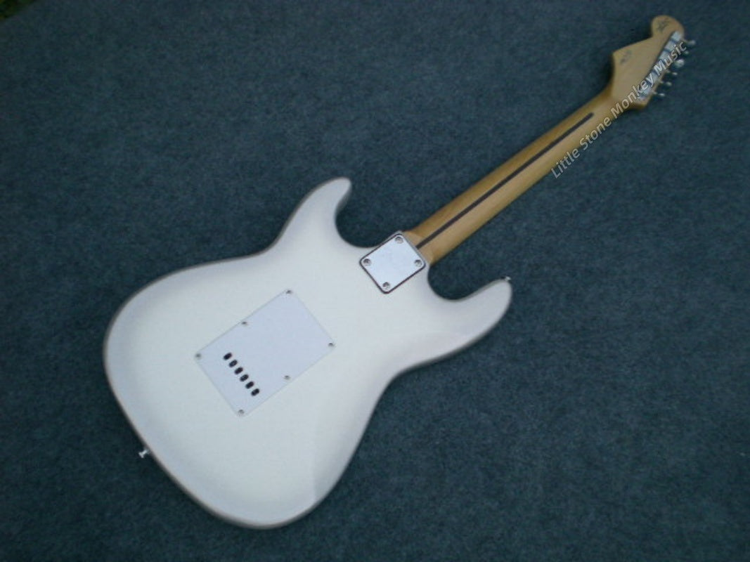 Factory Customized Electric Guitar  Custom electric guitar Custom Standard Electric Guitar  Electric Guitar 6 StringsPRS Silver Sky Maple in Moc Sand Satin167