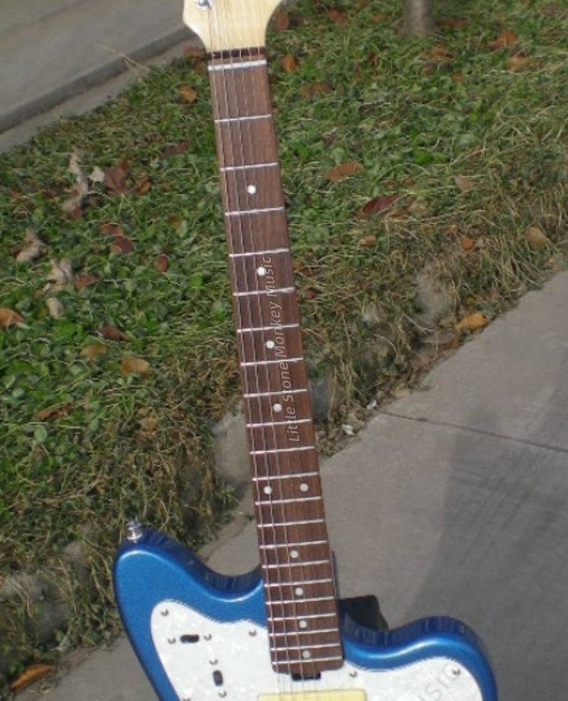 Factory CustomizedDouble Shake Six-String Electric Guitar - Sword Design, Factory CustomizedDouble Shake Six-String Electric Guitar - Sword Design,  bule175