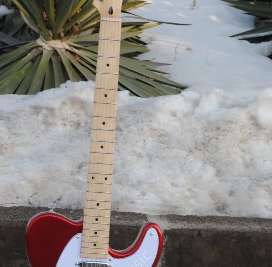 Factory CustomizedDouble Shake Six-String Electric Guitar - Sword Design, Factory CustomizedDouble Shake Six-String red and white  Electric Guitar - Sword Design,  bule179