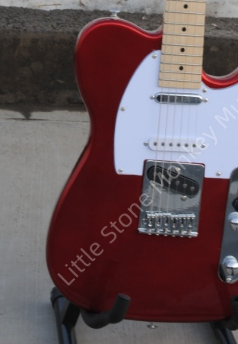 Factory CustomizedDouble Shake Six-String Electric Guitar - Sword Design, Factory CustomizedDouble Shake Six-String red and white  Electric Guitar - Sword Design,  bule179