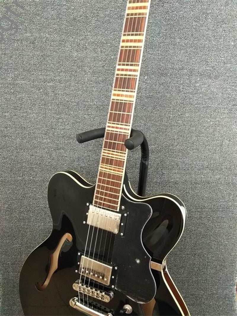 Electric Guitar 6 Strings Black Classic