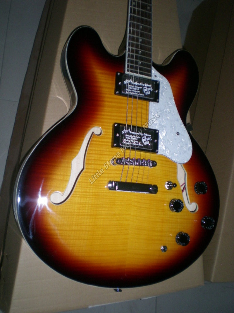 Factory Customized    Electric Guitar with Vintage wooden color Electric Guitarop 209#