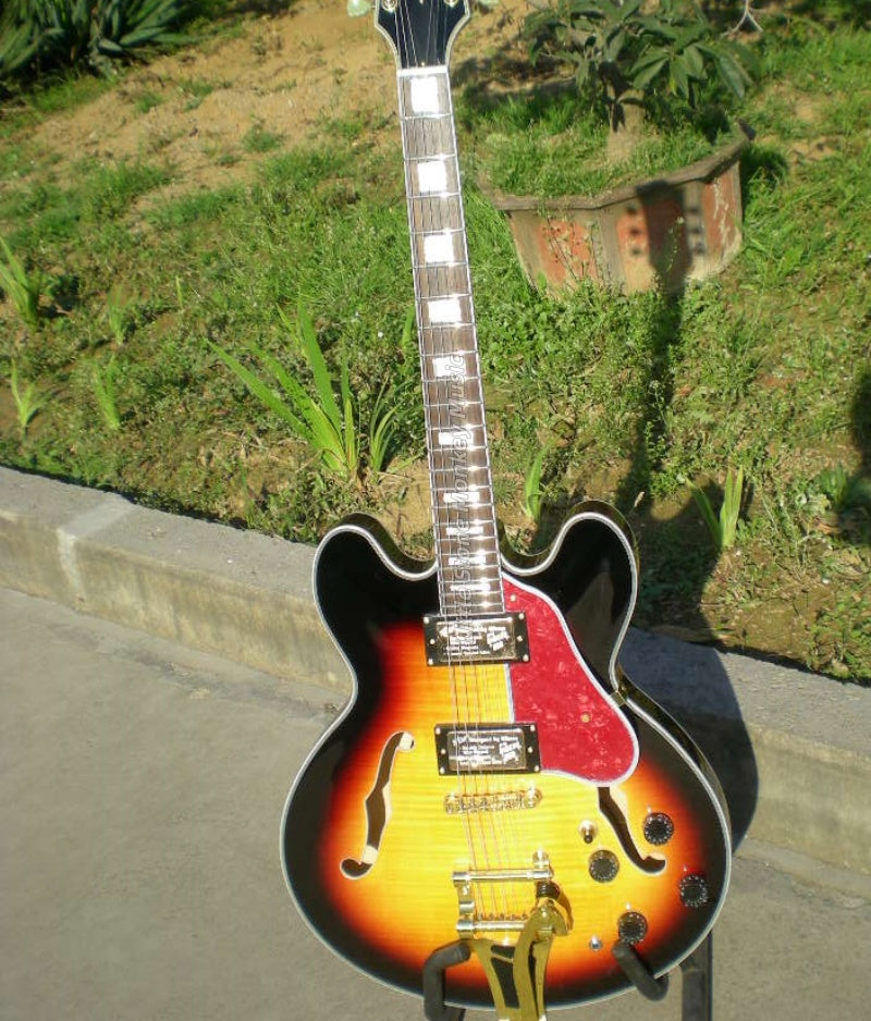 Factory Customized    Electric Guitar with Vintage kinds  color Electric Guitarop 221#