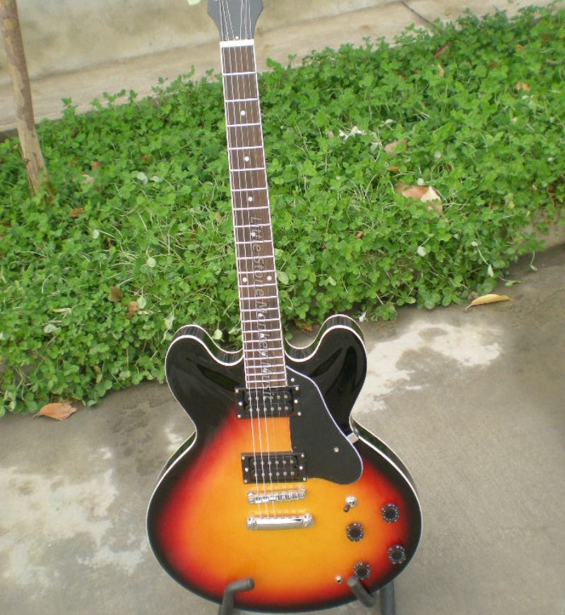 Factory Customized    Electric Guitar with Vintage Vintage burlywood color Electric Guitarop 257#