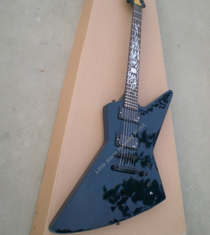 Factory Customized    Electric Guitar with Vintage Vintage black color Electric Guitarop362#