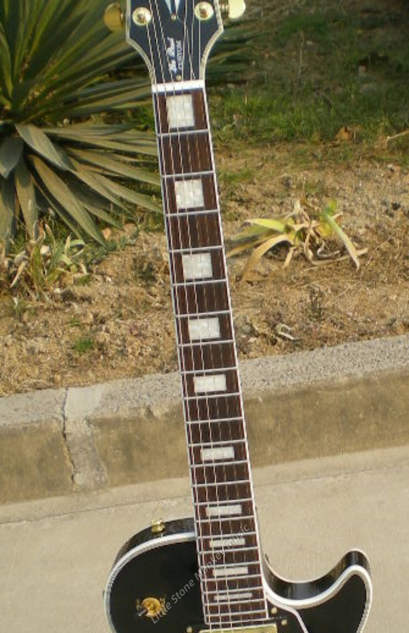 Factory Customized 6 String Electric Guitar We Can Customize Various Styles Black Gold Hardware  LP Custom Type Electric Guitar MOD 458