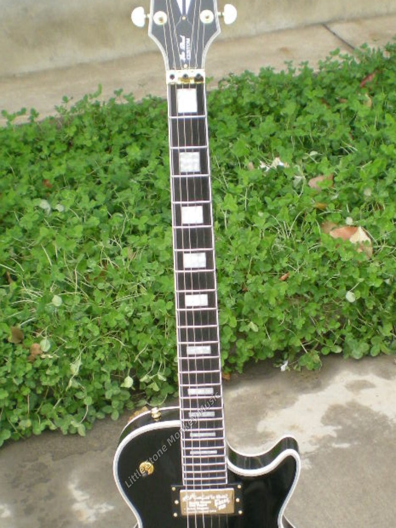Factory Customized 6 String Electric Guitar We Can Customize Various Styles460