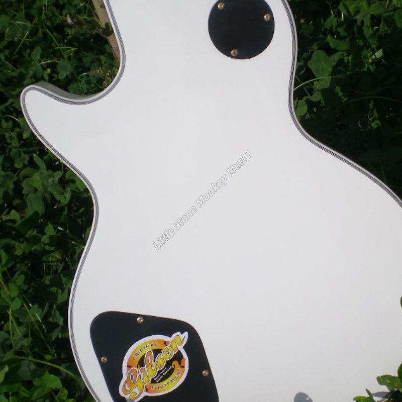 High Quality  Electric Guitar Factory Customized Electric Guitar with Silver Burst Finish with A Top Quality471