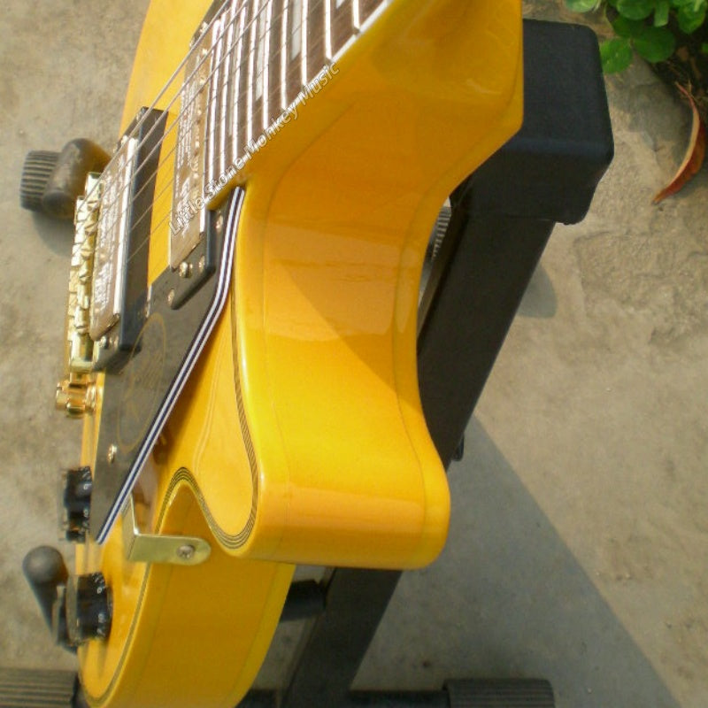 High Quality  Electric Guitar Factory Customized Electric Guitar Yellow Electric Guitar Star Pickguard Gold Hardware HH Pickup489