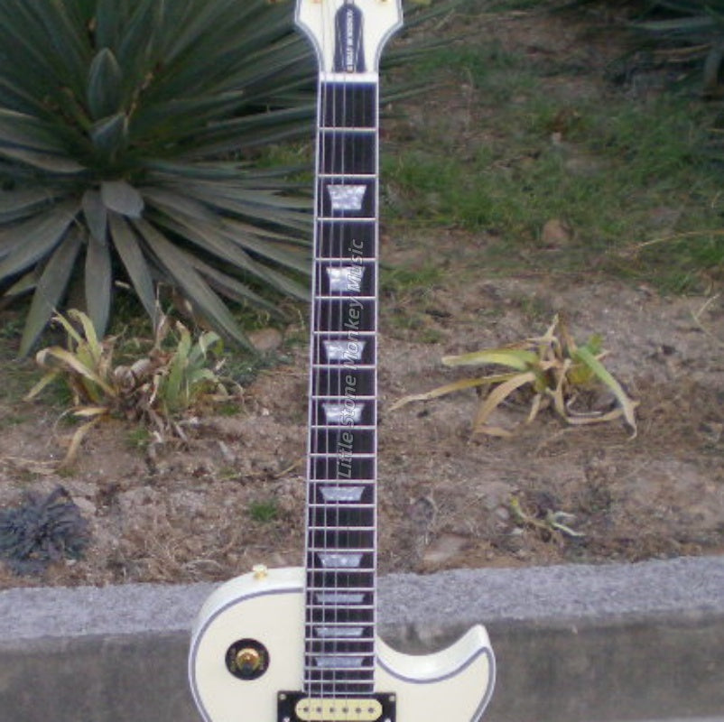 High Quality  Electric Guitar Factory Customized Electric Guitarpurple 498