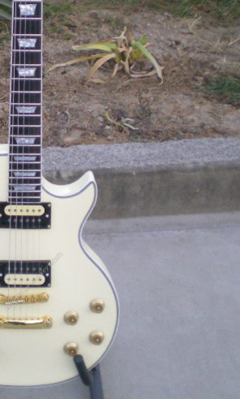 High Quality  Electric Guitar Factory Customized Electric Guitarpurple 498