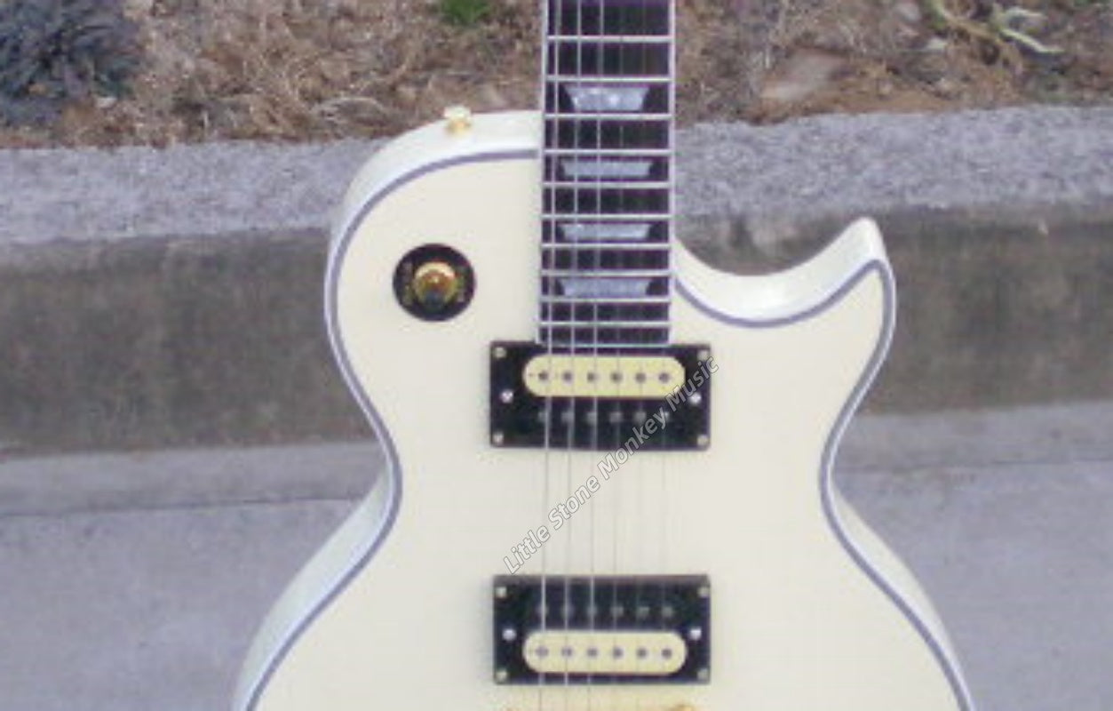 High Quality  Electric Guitar Factory Customized Electric Guitarpurple 498