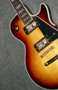 High Quality  Electric Guitar Factory Customized Electric Guitar   Electric Guitar Electric Guitar  Custom style Vintage Sunburst503