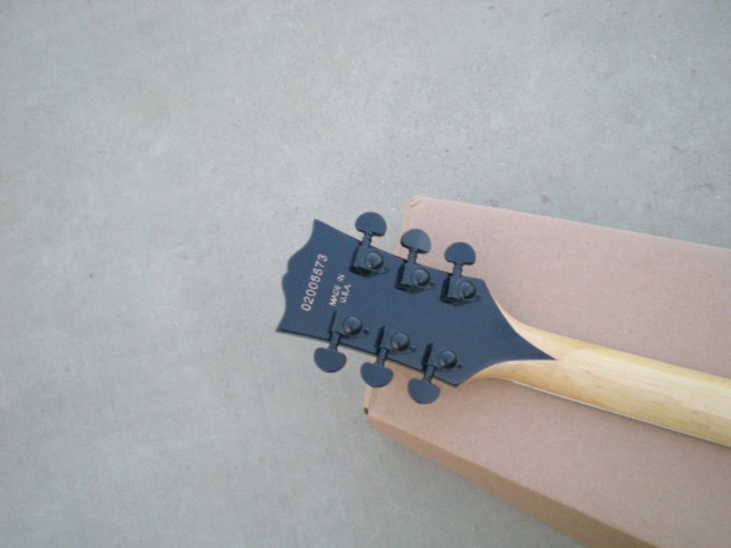 Customize Black and White Circles Electric Guitar LSM015
