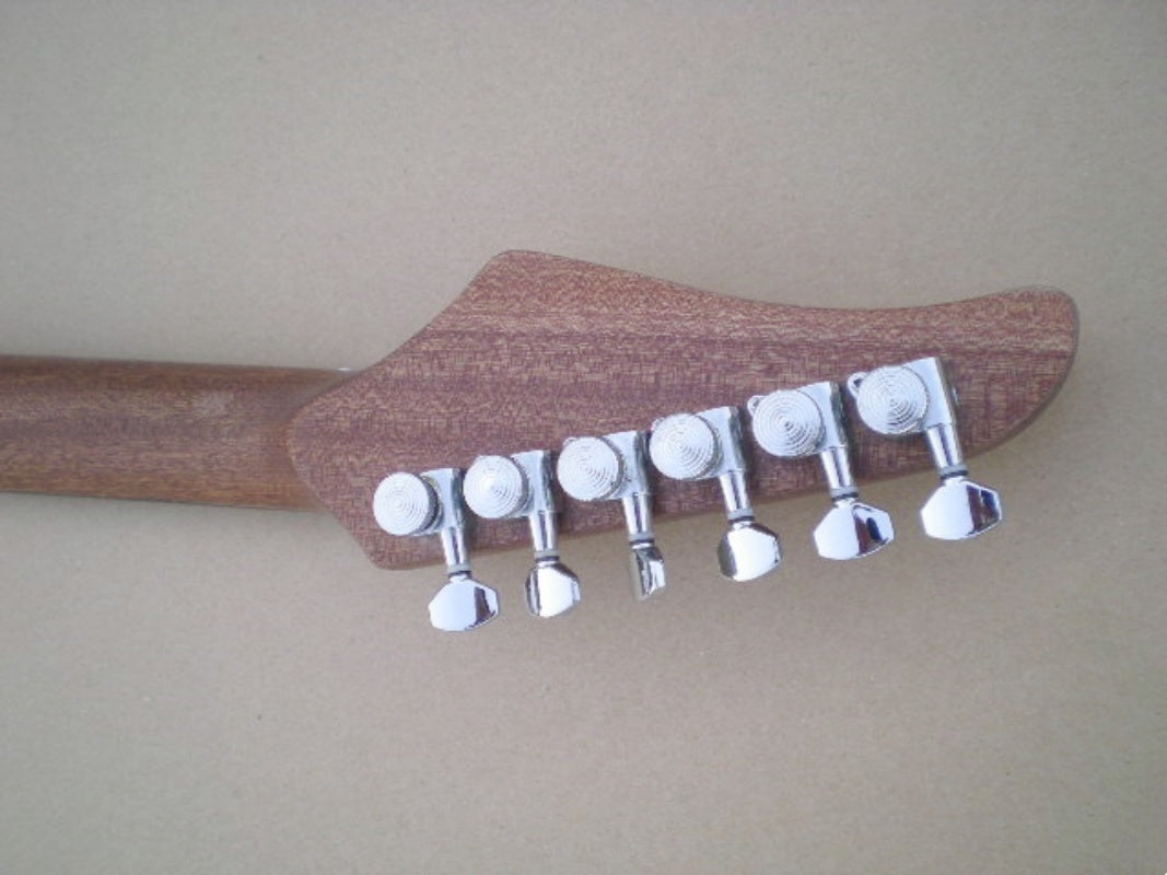 White Soloist Style Double Lock Tremolo Electric Guitar HH Humbucker Heavy Metal Guitar  JS  Z26