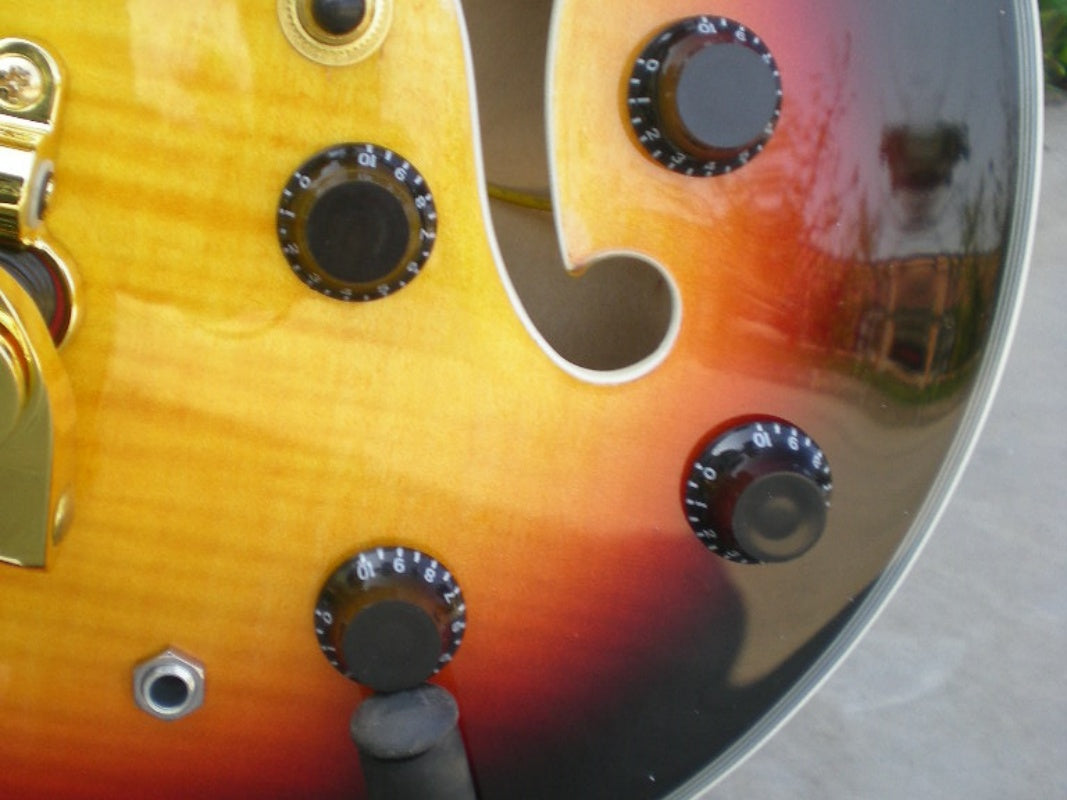 Factory Customized    Electric Guitar with Vintage Vintage burlywood color Electric Guitarop 258#