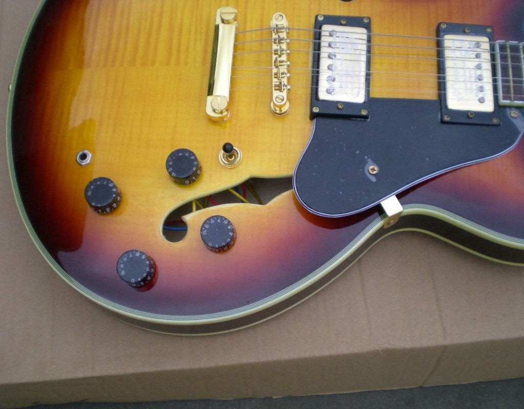 Factory Customized    Electric Guitar with Vintage Vintage burlywood color Electric Guitarop 256#
