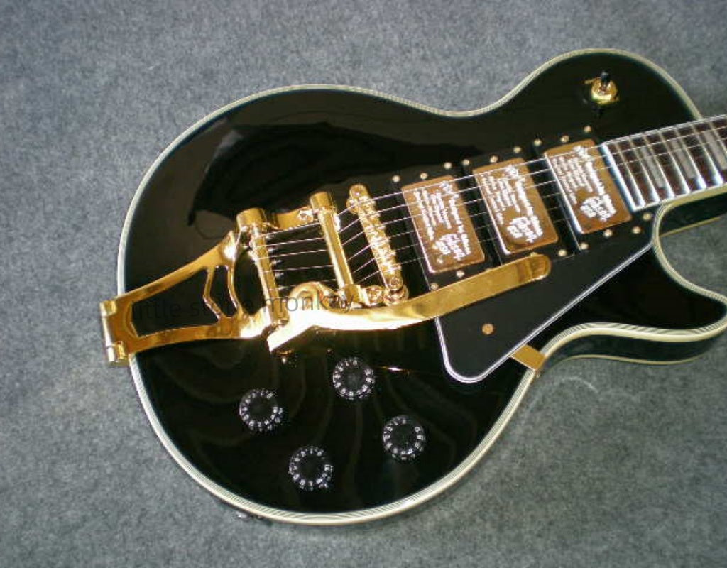 Factory Customized    Electric Guitar with Vintage Vintage burlywood color Electric Guitarop 267#