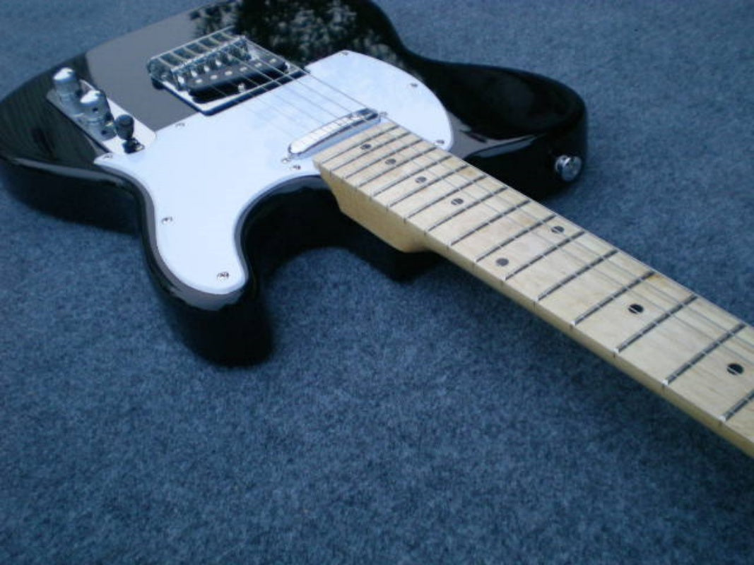 Factory CustomizedDouble Shake Six-String Electric Guitar - Sword Design, Factory CustomizedDouble Shake Six-String burlywood white Electric Guitar - Sword Design,  187