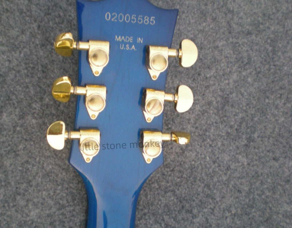 Factory Customized    Electric Guitar with Vintage Vintage Sea of Love blue color Electric Guitarop 286#