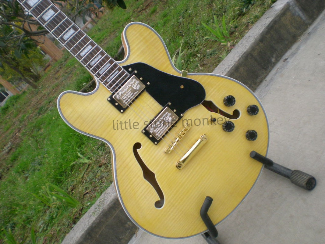Factory Customized    Electric Guitar with Vintage Vintage yellow color Electric Guitarop 251#