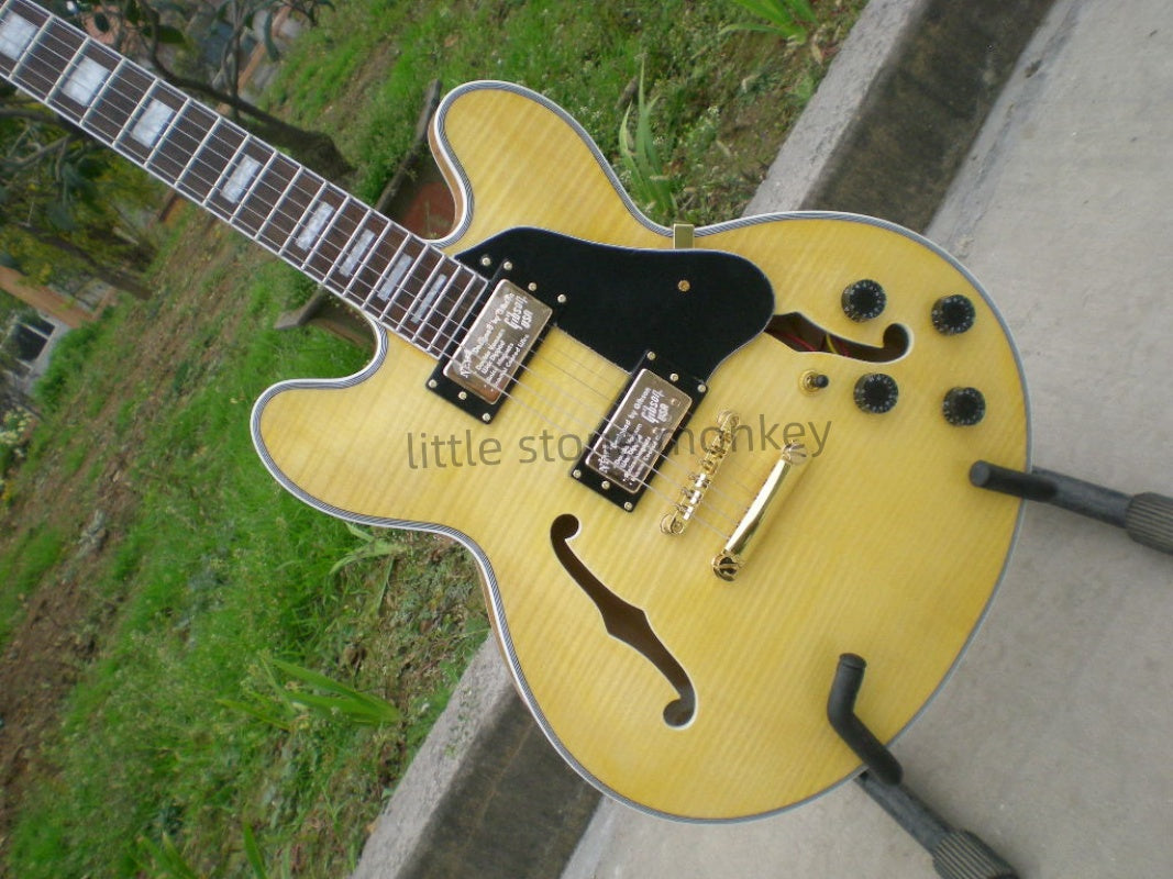 Factory Customized    Electric Guitar with Vintage Vintage yellow color Electric Guitarop 251#