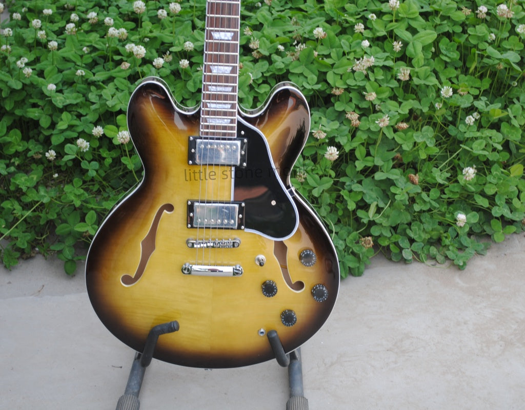 Factory Customized    Electric Guitar with Vintage Vintage burlywood color Electric Guitarop 258#