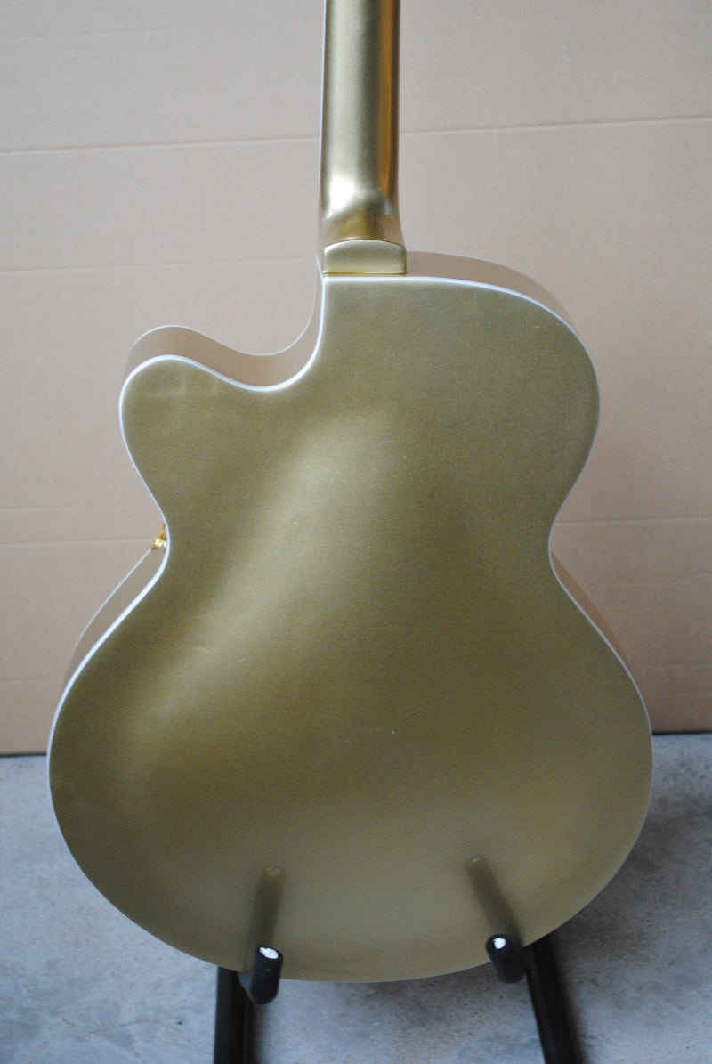 Factory Customized    Electric Guitar withThe green color of the lake water  Electric Guitarop 207#