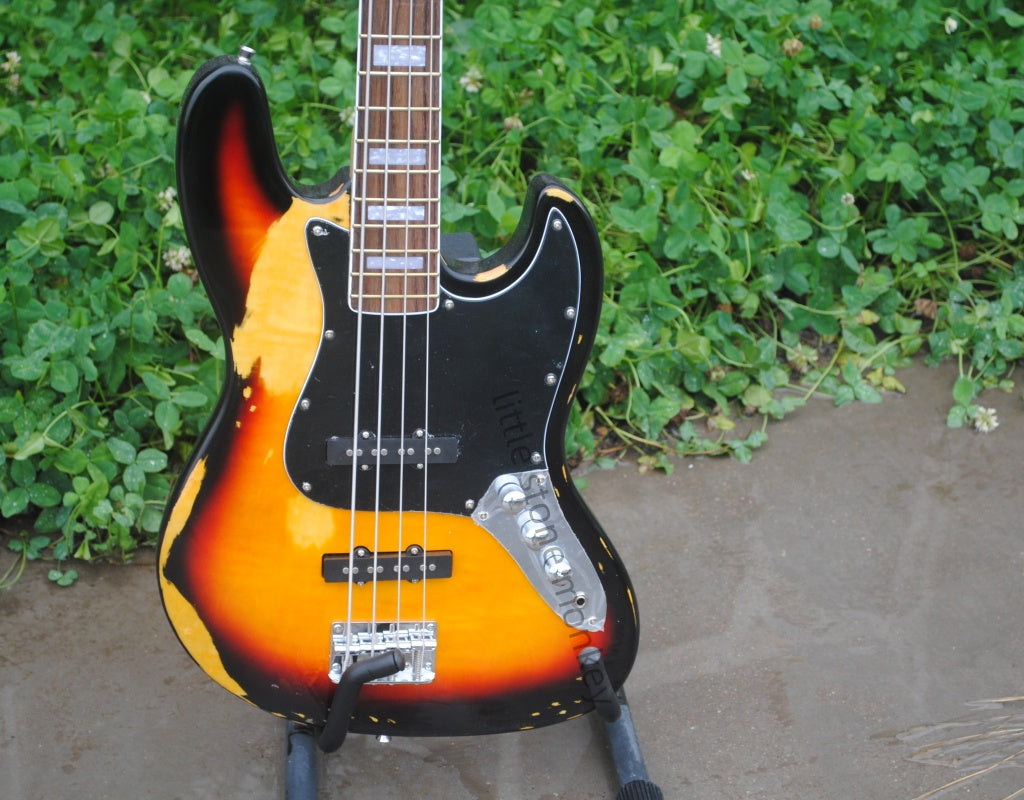 Factory Customized    Electric Guitar with Vintage Vintage aubergine burlywood color Electric Guitarop331#