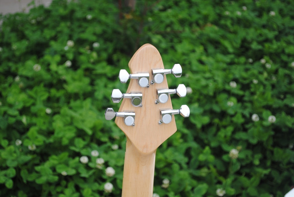Customize Sunburst Glossy Electric Guitar  Sunburst Quilt Maple Wolfgang Style Electric Guitar Double Lock Tremolo HH Pickups Rock Guita Fen  EVH rz27#