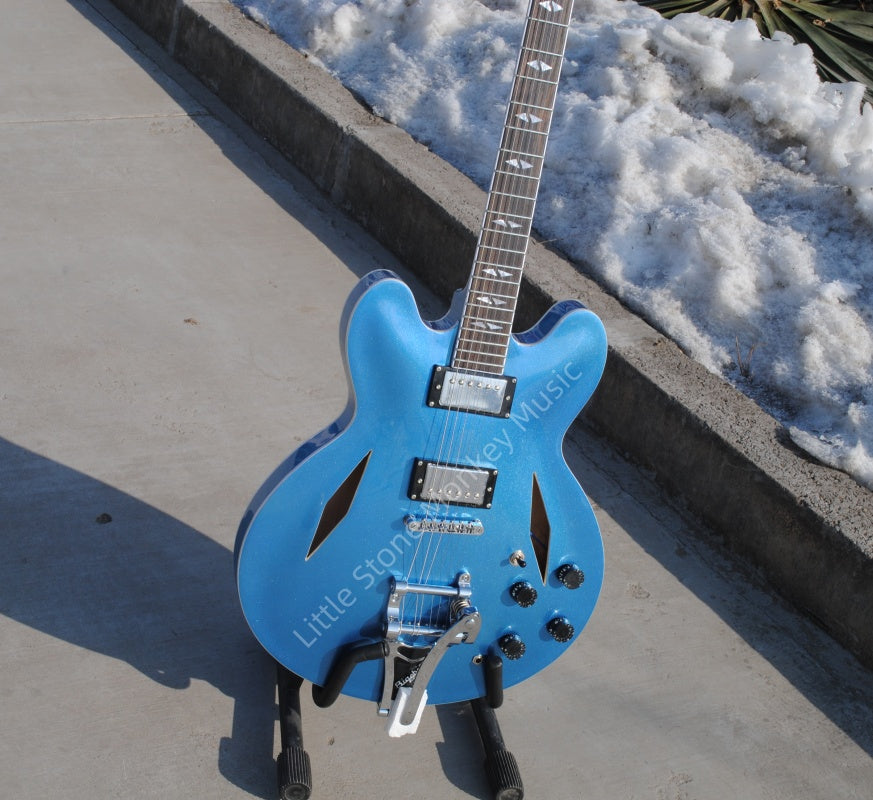 Factory Customized    Electric Guitar with Vintage Vintage blue color Electric Guitarop 213#